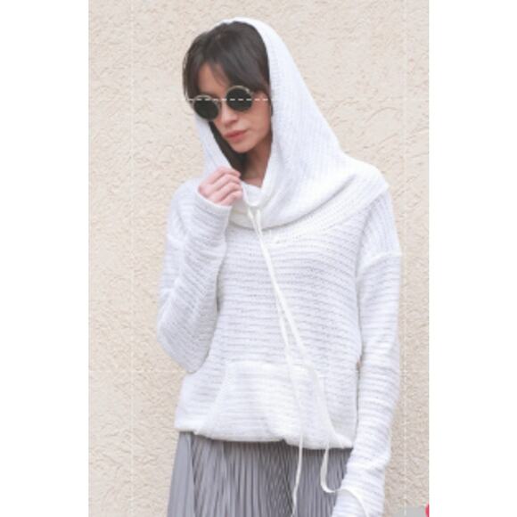 FloAtelier Sweaters - FloAtelier Handmade White Hooded Sweater Size M/L